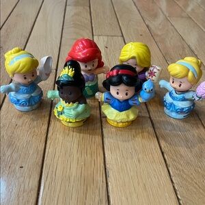 Disney Princess Mini Doll Collection - Blue, Purple, Red, Yellow